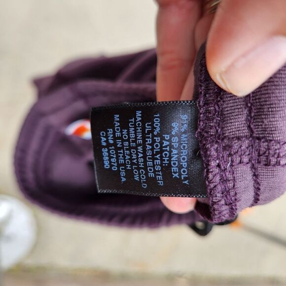 Kerrits maroon riding pants - Picture 2 of 8